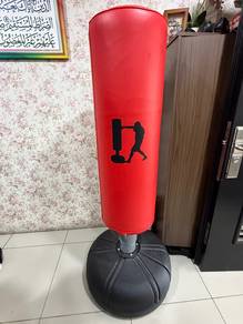Freestanding punching bag