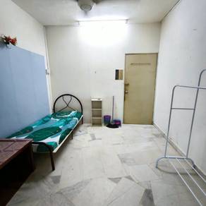 Room in Ampang, SGR