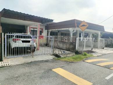 1-storey Terraced House For Sale in Banting,SGR