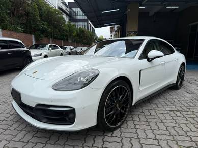Porsche Panamera 4 E-HYBRID in Petaling Jaya, SGR