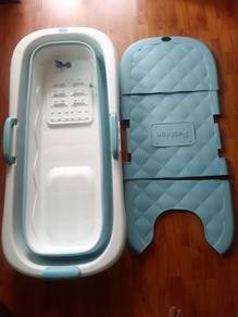 Lightly used - Portable Bath Tub Adult Full Size