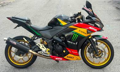 Yamaha R25