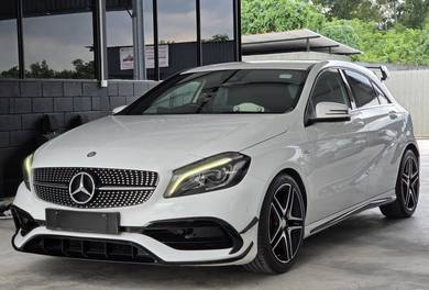 Mercedes Benz A250 250 SPORTS (CBU) in Skudai, JHR