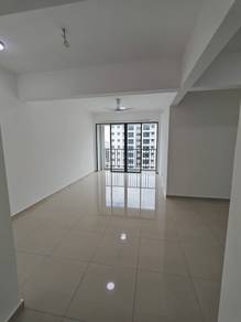 Condominium For Rent in Ideal Venice Residency