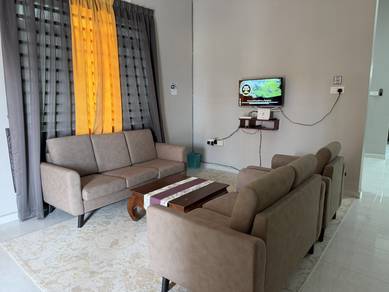 Semi-Detached House For Rent in Paka,TRG