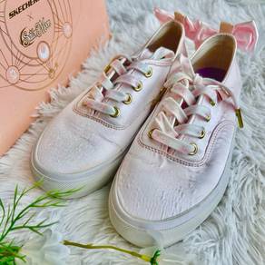 PRELOVED - Skechers x Sailor Moon casual shoes