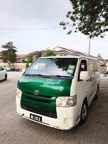 Toyota hiace 2016