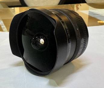 Canon EF 15mm f/2.8 Fisheye Lens