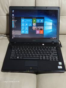 Fujitsu L1010 14.1inch laptop