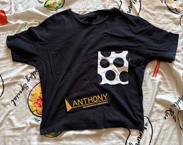 Uniqlo x marimekko black polka dots pocket tee