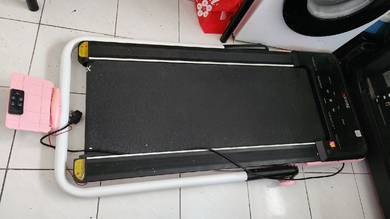 XCORE Fitness Walking Treadmill – Fully Working 