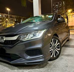 Honda City HYBRID in Old Klang Road, KUL