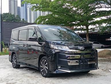 Toyota Noah Z in Old Klang Road, KUL