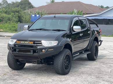 Mitsubishi Triton VGT GS in Cheras, KUL