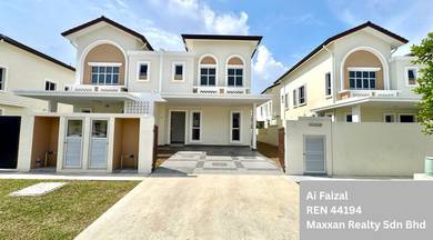 Semi-Detached House For Sale in Bangi,SGR