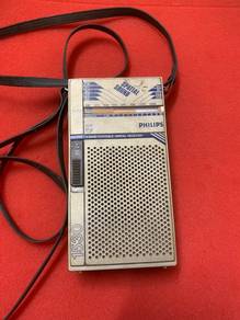 Philips 1530 Transistor Radio