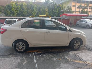 Perodua Bezza STANDARD G in Brickfields, KUL