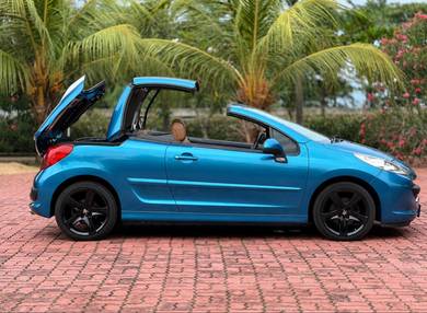 Peugeot 207 CC in Kepala Batas, PNG