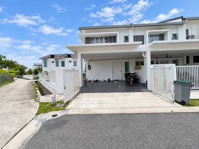 Semi-Detached House For Sale in Bandar Sri Sendayan,NSN
