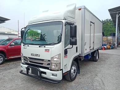 2019 ISUZU NPR81UKH | 16'2" Freezer Box |
