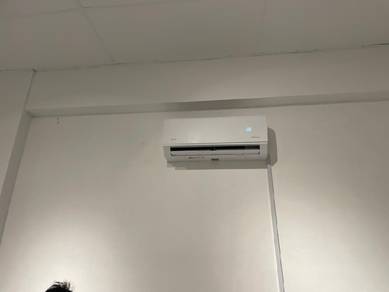 Aircond INVERTER Aux 1.0hp siap pasang B23