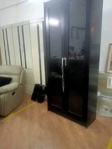 almari ikea