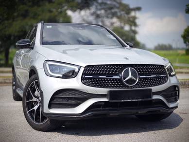 Mercedes Benz GLC300 300 4MATIC AMG LINE in Sungai Besi, KUL
