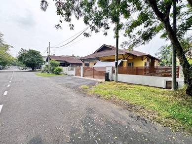 Semi-Detached House For Sale in Nilai,NSN