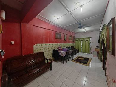 Apartment For Sale in Taman Setia Balakong
