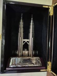replica of the iconic Petronas Twin Tower