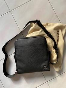 Louis Vuitton Alex Messenger Sling bag new