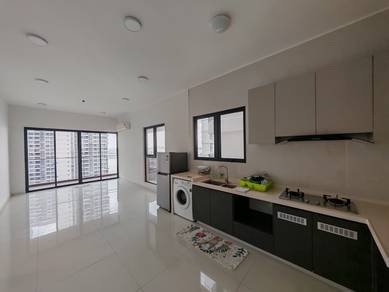 Condominium For Sale in AmberSide @ Country Garden Danga Bay