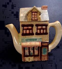 Decorative Teapot - "Grocery" (UK)