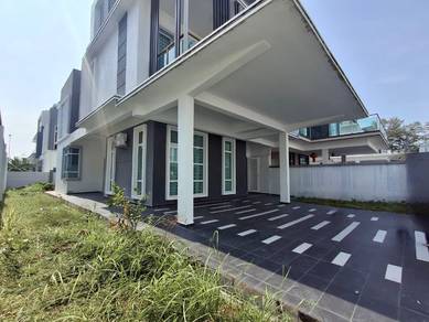 Semi-Detached House For Rent in Klebang,MLK