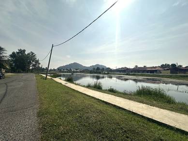 Bungalow House For Sale in Paka,TRG