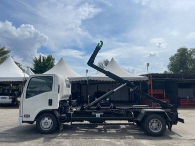 ISUZU NPR75 Roro