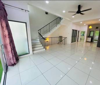 3-storey Terraced House For Sale in Gombak,SGR