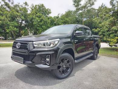 2020 Toyota Hilux BLACK EDITION
