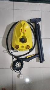 Steam cleaner pressure