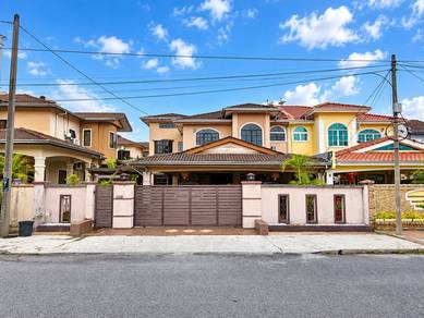Semi-Detached House For Sale in Teluk Intan,PRK