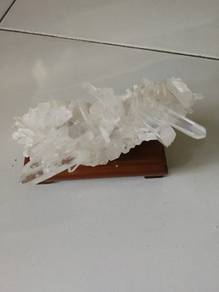 white crystal with stand
