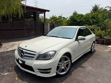 Mercedes Benz C200 AMG 200 AMG in Permatang Pauh, PNG