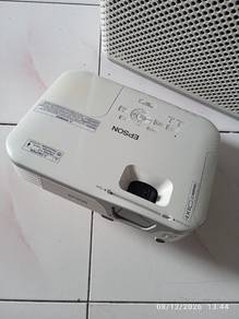 Epson LCD Projector (Model: H436A), USB, Electrica