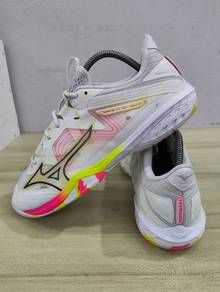 Kasut Badminton Mizuno Court  8.5uk