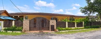 Bungalow House For Sale in Seri Manjong,PRK