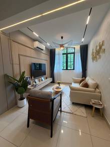 Semi-Detached House For Sale in Sungai Ara,PNG