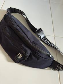 Armani Exchange Pouch
