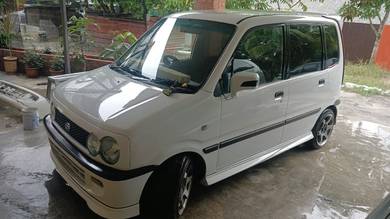 Perodua Kenari EZ AERO in Kuching, SWK