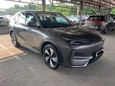Proton eMas 7 7 MAX in Puchong, SGR