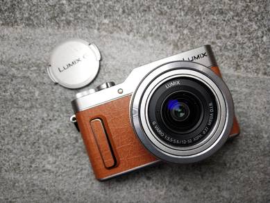 Lumix GF10 + 12-32mm F3.5-5.6 (SC 2k only)